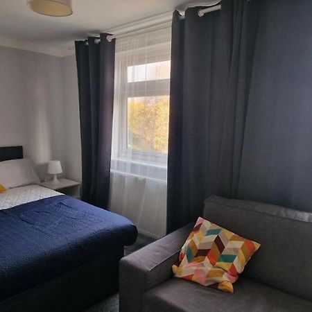 Cade Castle - Tulse Hill Apartment Лондон Екстериор снимка