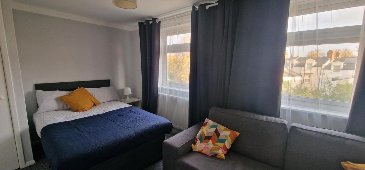 Cade Castle - Tulse Hill Apartment Лондон Екстериор снимка