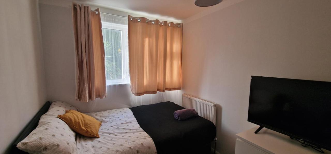 Cade Castle - Tulse Hill Apartment Лондон Екстериор снимка